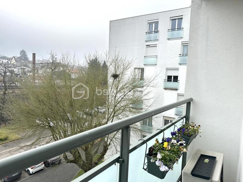 Appartement - 79 m² - 4 pièces