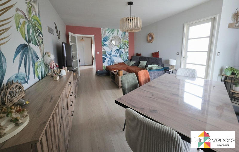 Appartement - 97 m² - 5 pièces