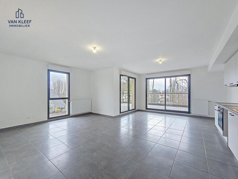 Appartement - 110 m² - 5 pièces