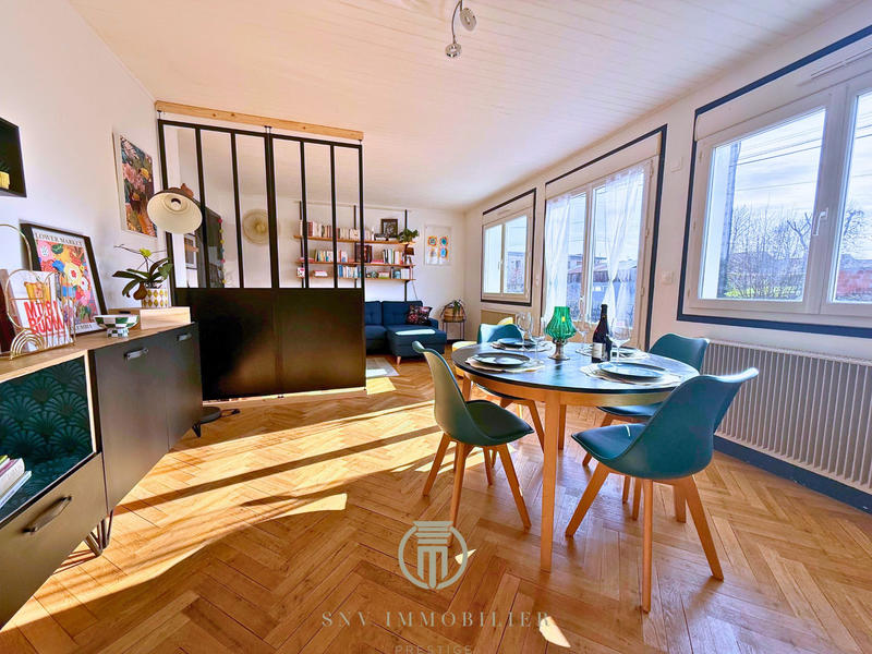 Maison - 93 m² - 4 pièces