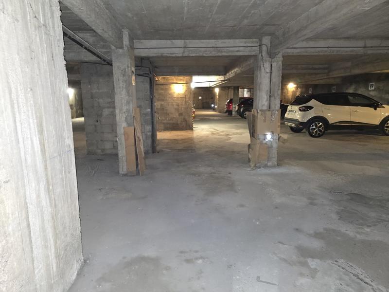 Parking / Garage - 18 m²