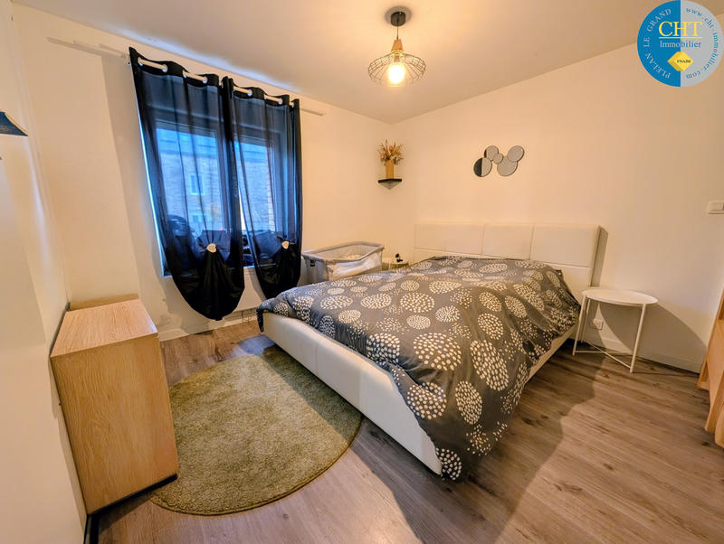 Maison - 94 m² - 5 pièces