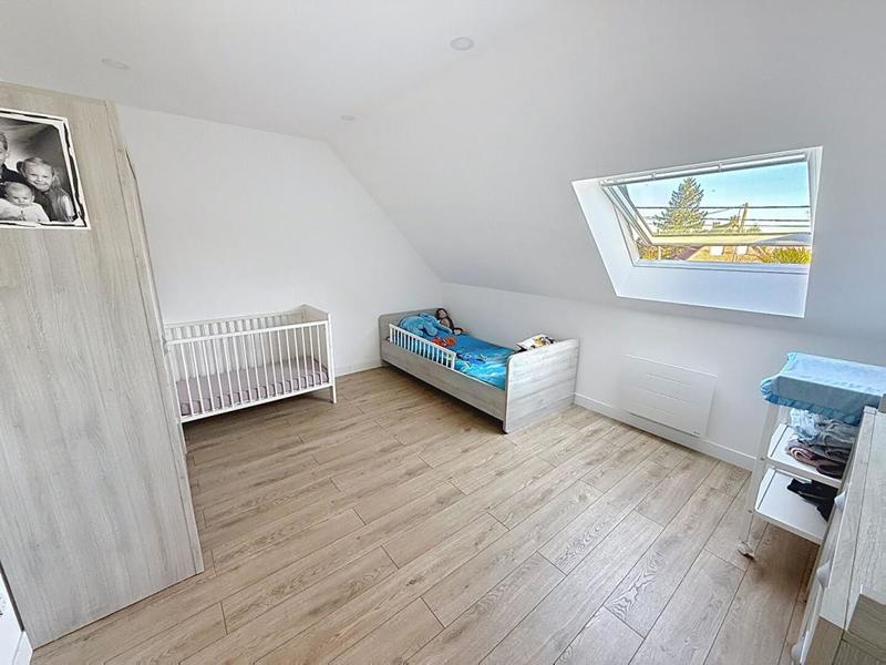 Maison - 255 m² - 7 pièces