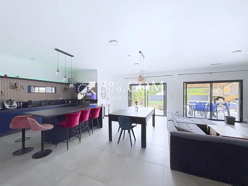 Maison - 148 m² - 6 pièces