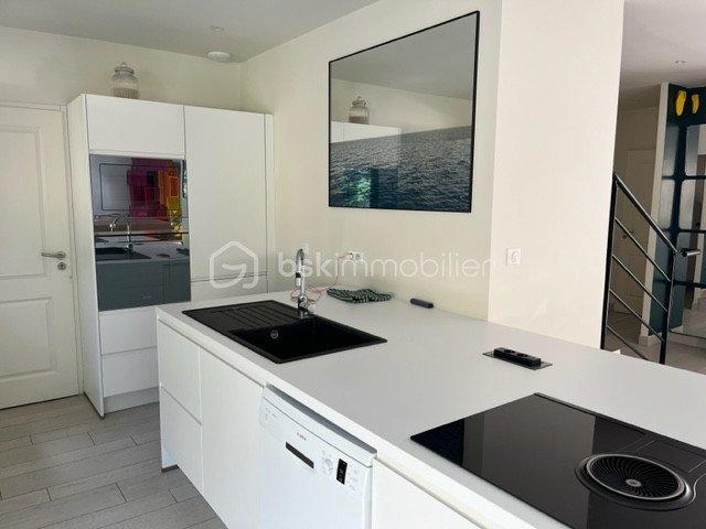 Maison - 160 m² - 5 pièces