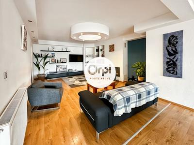 Appartement - 159 m² - 4 pièces