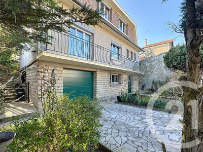 Maison - 190 m² - 7 pièces