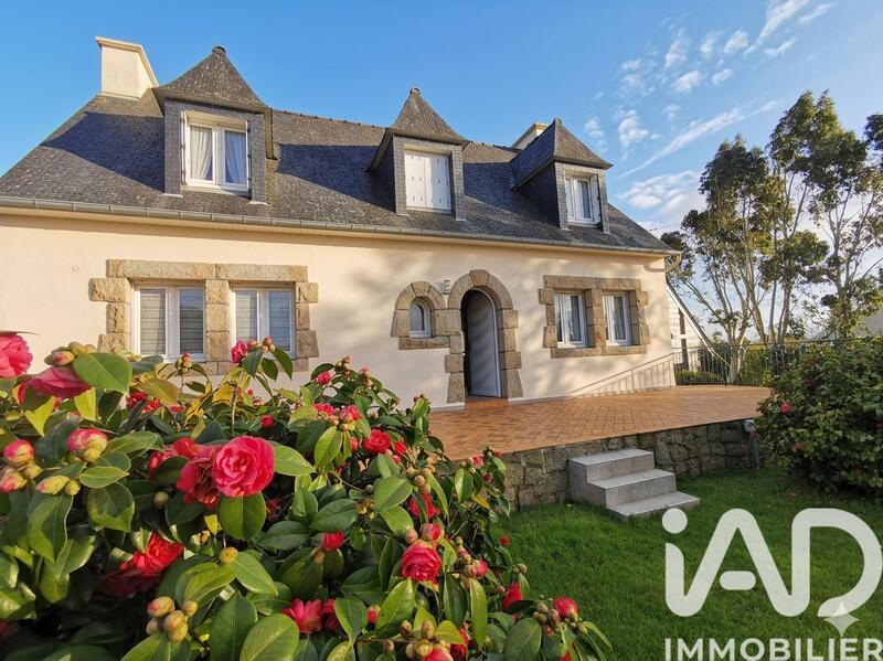 Maison - 136 m² - 7 pièces