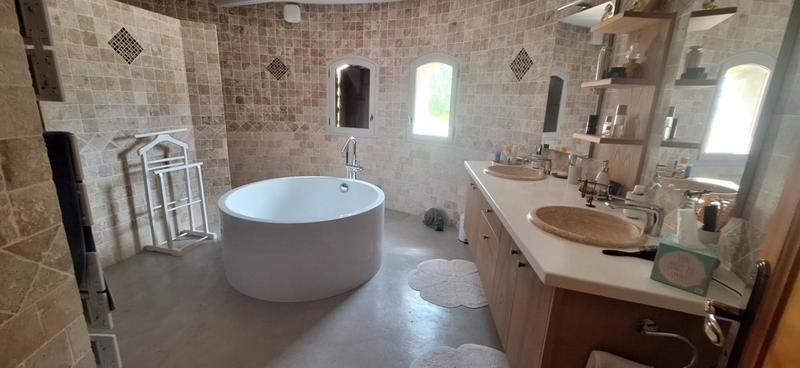 Maison - 172 m² - 5 pièces