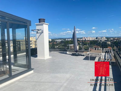 Appartement - 111 m² - 5 pièces