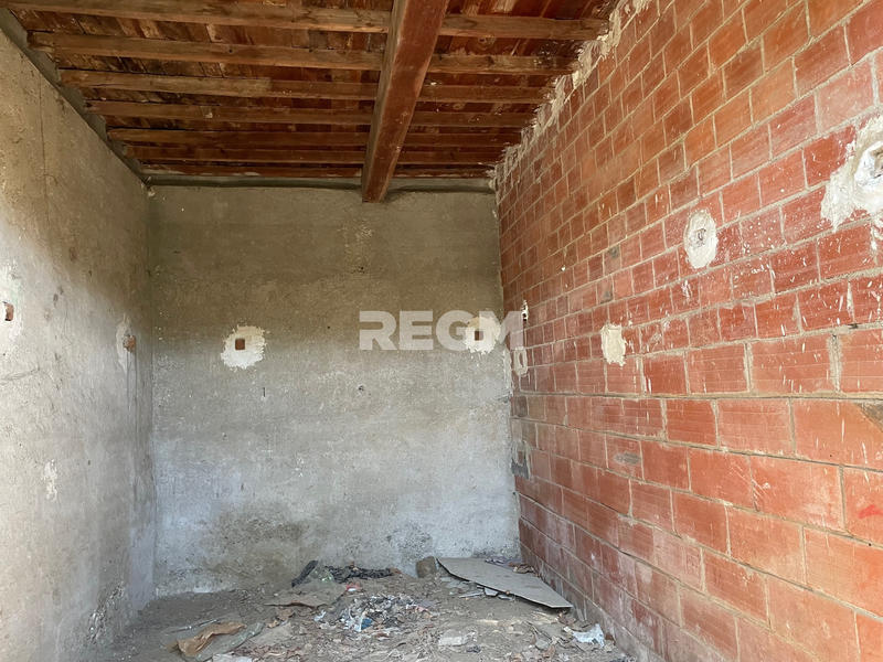 Mas - 200 m² - 4 pièces