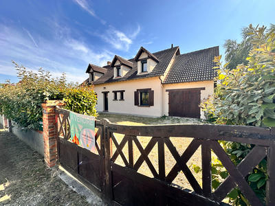 Maison - 140 m² - 6 pièces