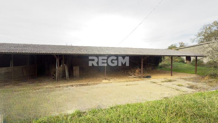 Propriété - 500 m² - 15 pièces