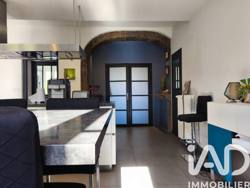 Maison - 360 m² - 6 pièces