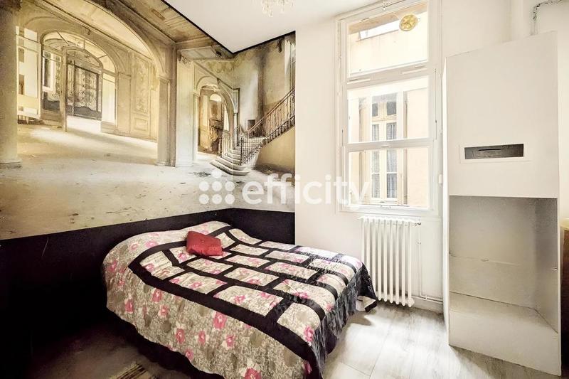 Appartement - 131 m² - 6 pièces