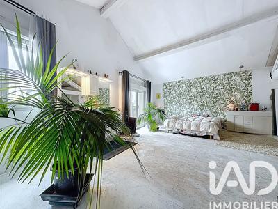 Maison - 142 m² - 2 pièces