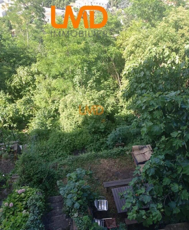 Maison - 180 m² - 9 pièces