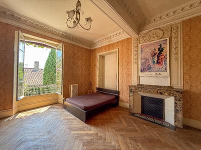 Château - 400 m² - 11 pièces