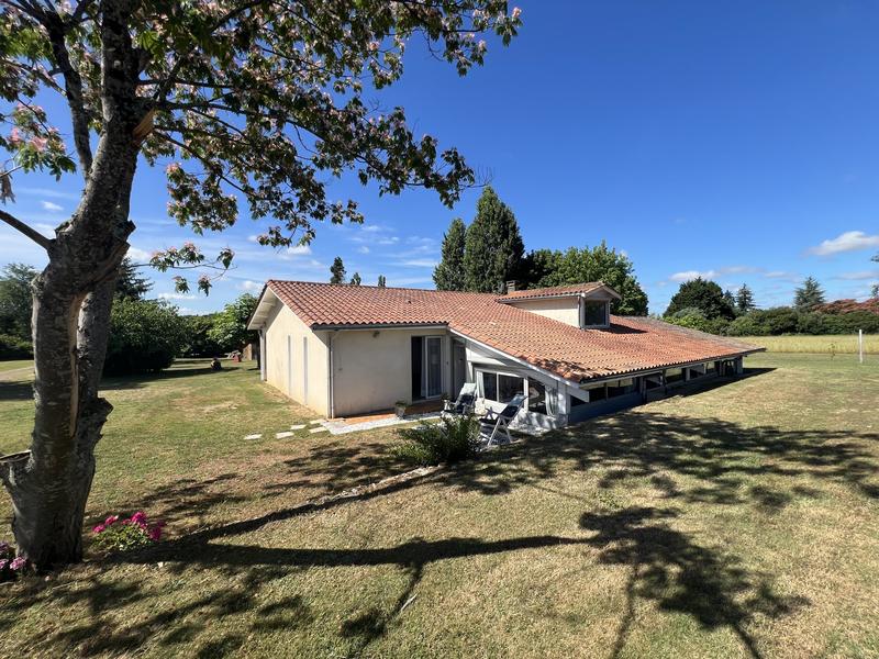 Maison - 158 m² - 6 pièces