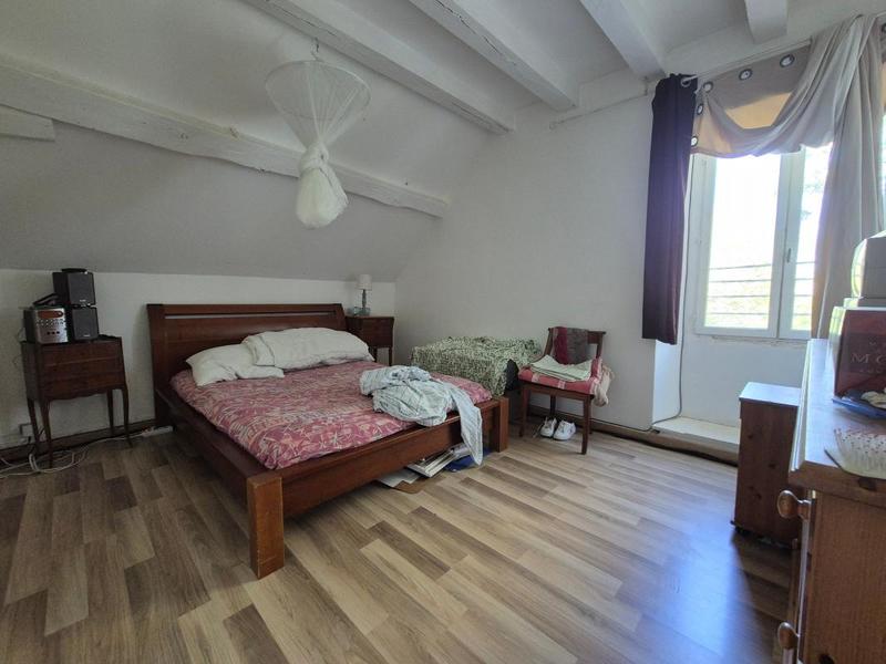 Maison - 190 m² - 6 pièces