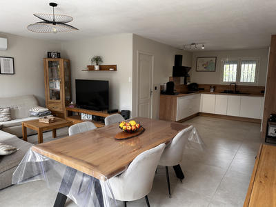 Maison - 105 m² - 4 pièces