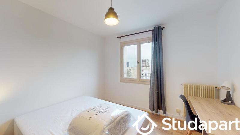 Chambre - 11 m² - 1 pièce