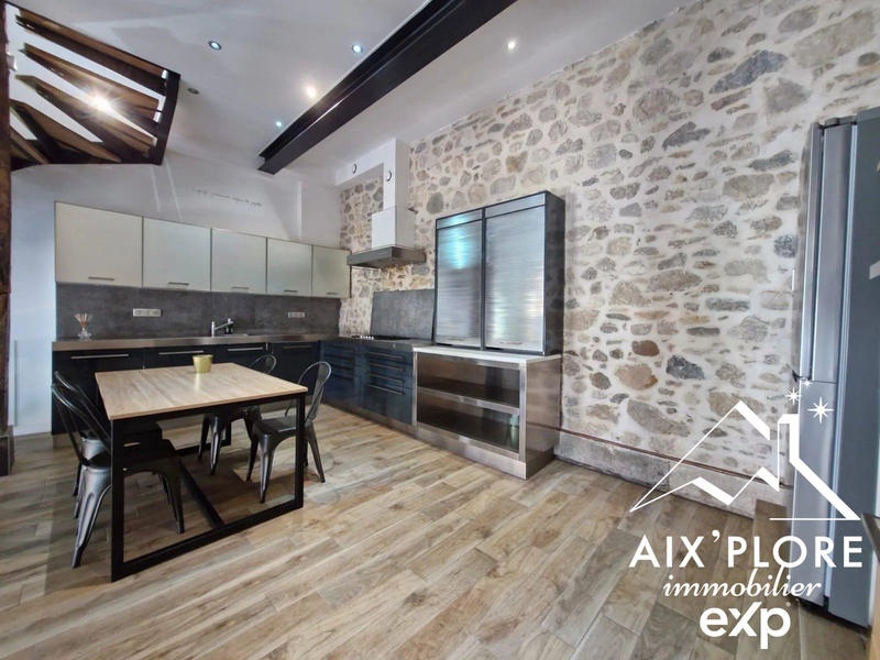 Appartement - 126 m² - 4 pièces