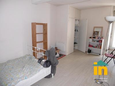 Appartement - 95 m² - 4 pièces