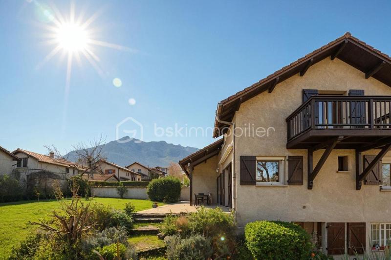 Maison d'architecte - 180 m² - 7 pièces