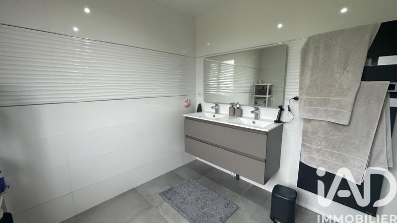 Maison - 82 m² - 4 pièces