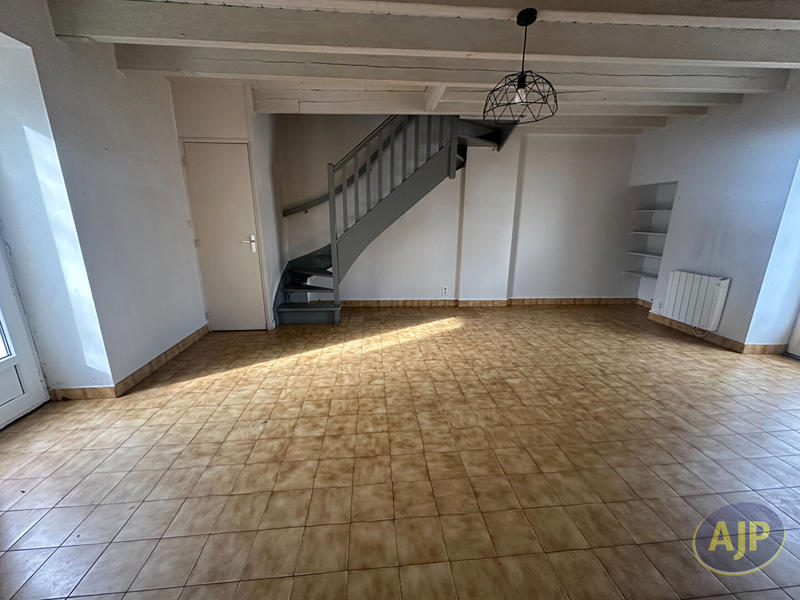 Maison - 80 m² - 4 pièces