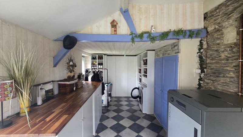 Maison ancienne - 187 m² - 7 pièces