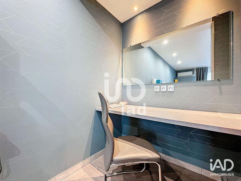 Local commercial - 1 750 m²