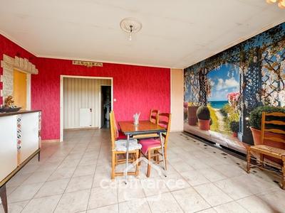 Appartement - 115 m² - 6 pièces