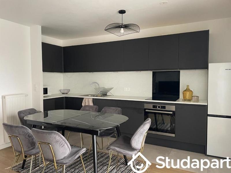 Chambre - 9 m² - 1 pièce