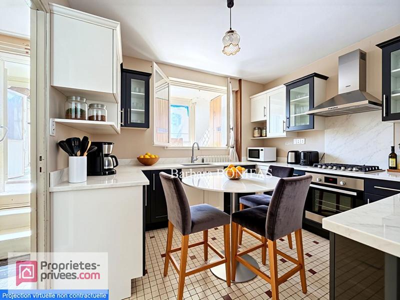 Maison - 136 m² - 8 pièces