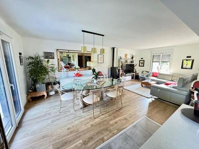 Maison - 155 m² - 5 pièces
