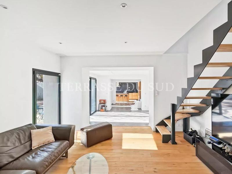 Maison - 171 m² - 6 pièces