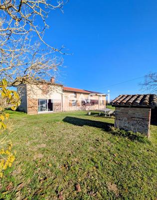 Maison - 130 m² - 5 pièces