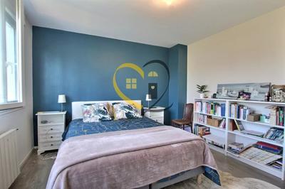 Maison de ville - 92 m² - 5 pièces