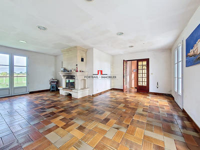 Maison traditionnelle - 96 m² - 4 pièces