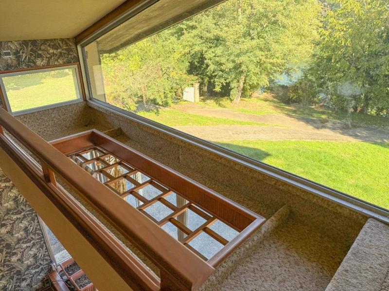 Propriété - 344 m² - 9 pièces