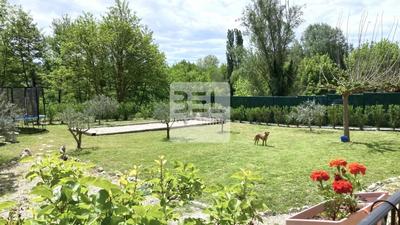 Villa - 161 m² - 11 pièces