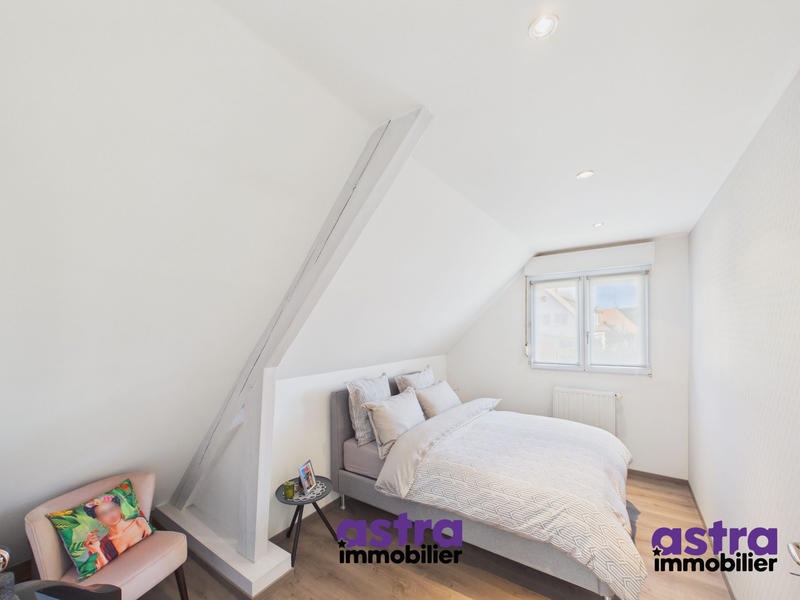 Maison - 137 m² - 5 pièces