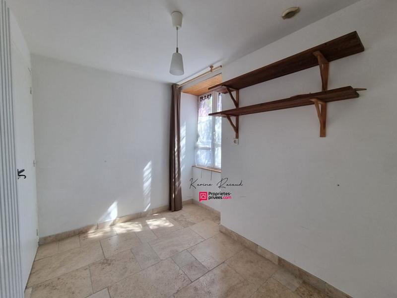 Maison - 201 m² - 8 pièces