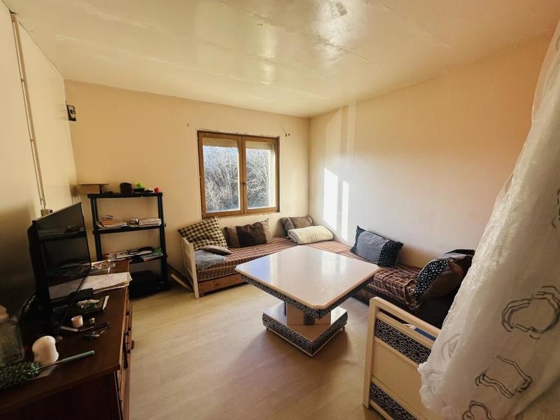 Maison - 183 m² - 9 pièces