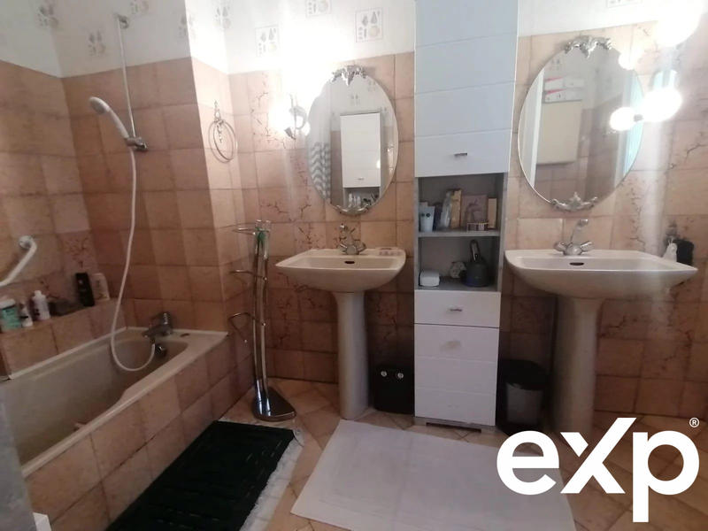 Maison - 157 m² - 5 pièces