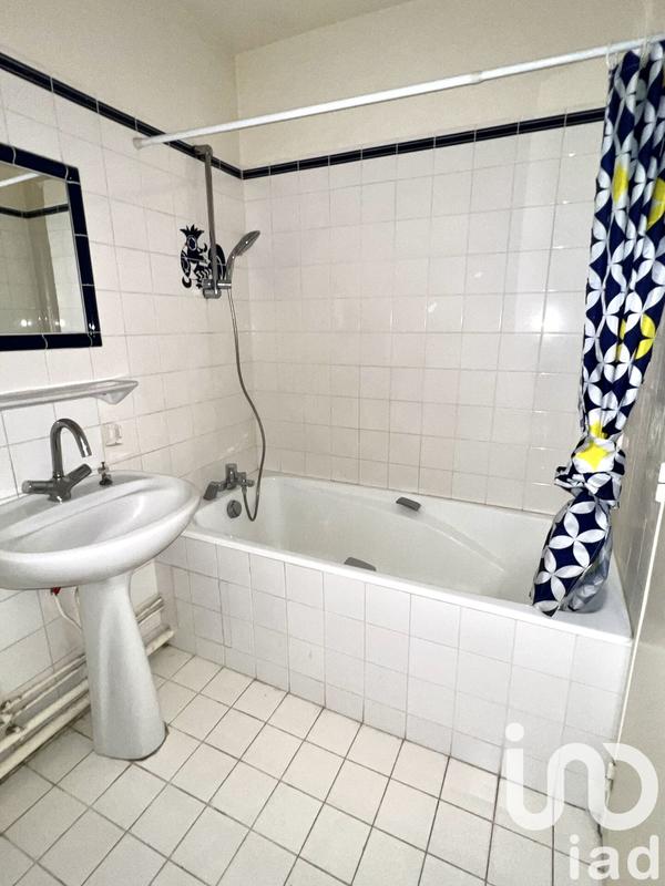 Appartement - 80 m² - 4 pièces