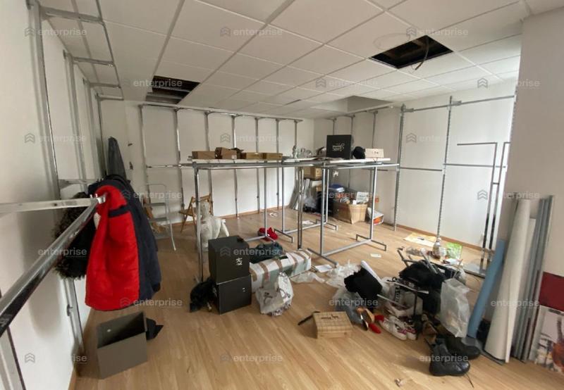 Local commercial - 230 m²