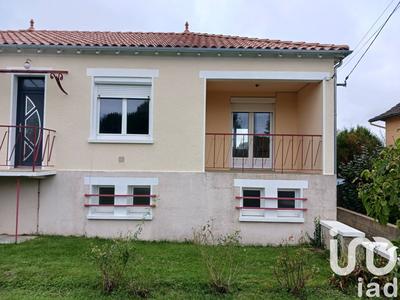 Maison - 89 m² - 6 pièces